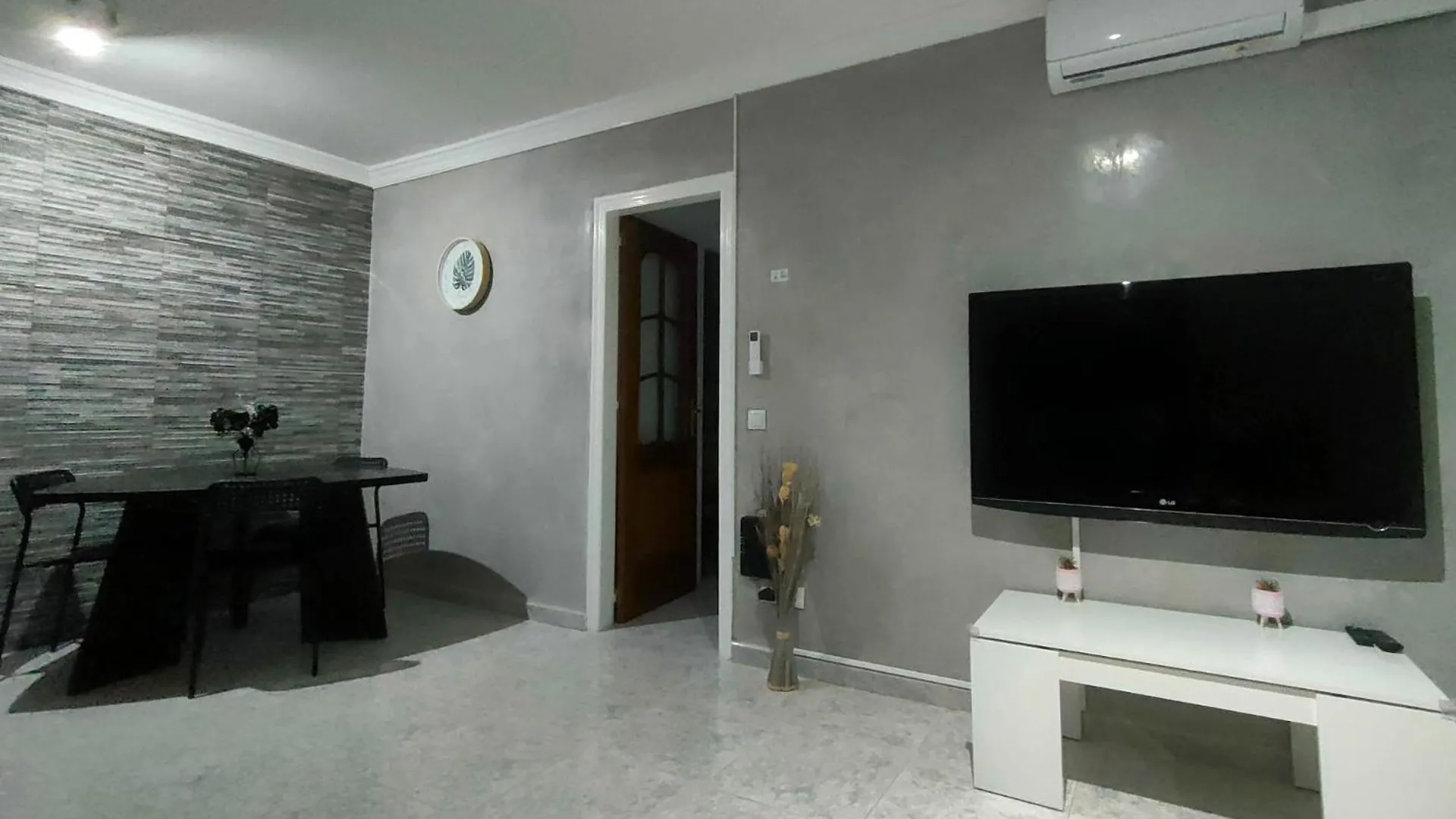 El Piso Espacioso Para Un Grupo De Amigos Malaga Spain