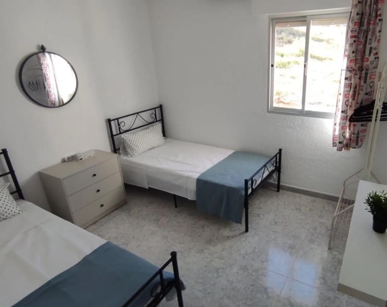 Apartment El Piso Espacioso Para Un Grupo De Amigos Malaga Spain